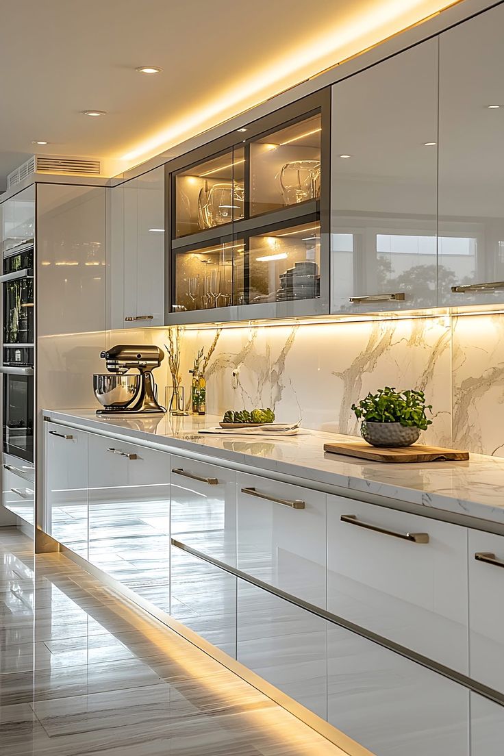 کابینت هایگلاس مات و براق 4